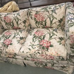 Floral couch and loveseat set