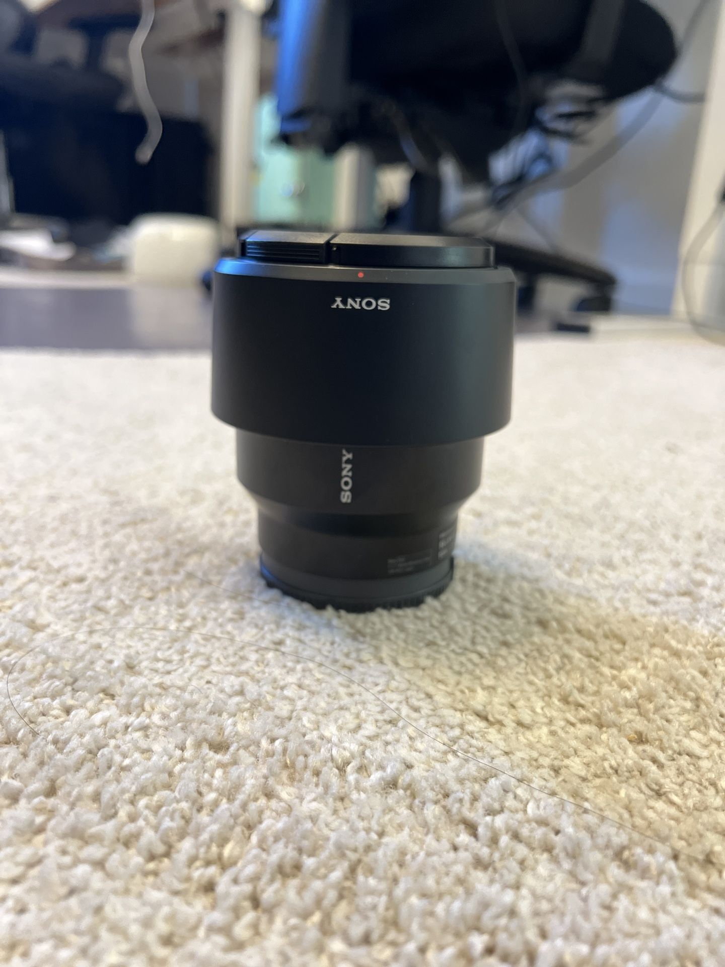 Sony FE 85mm f1.8