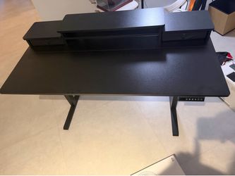 Standing Desk (electric)