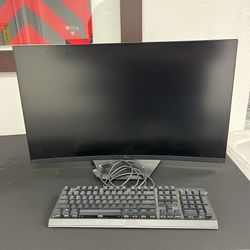 Dell Curved Gaming Monitor With Keyboard 