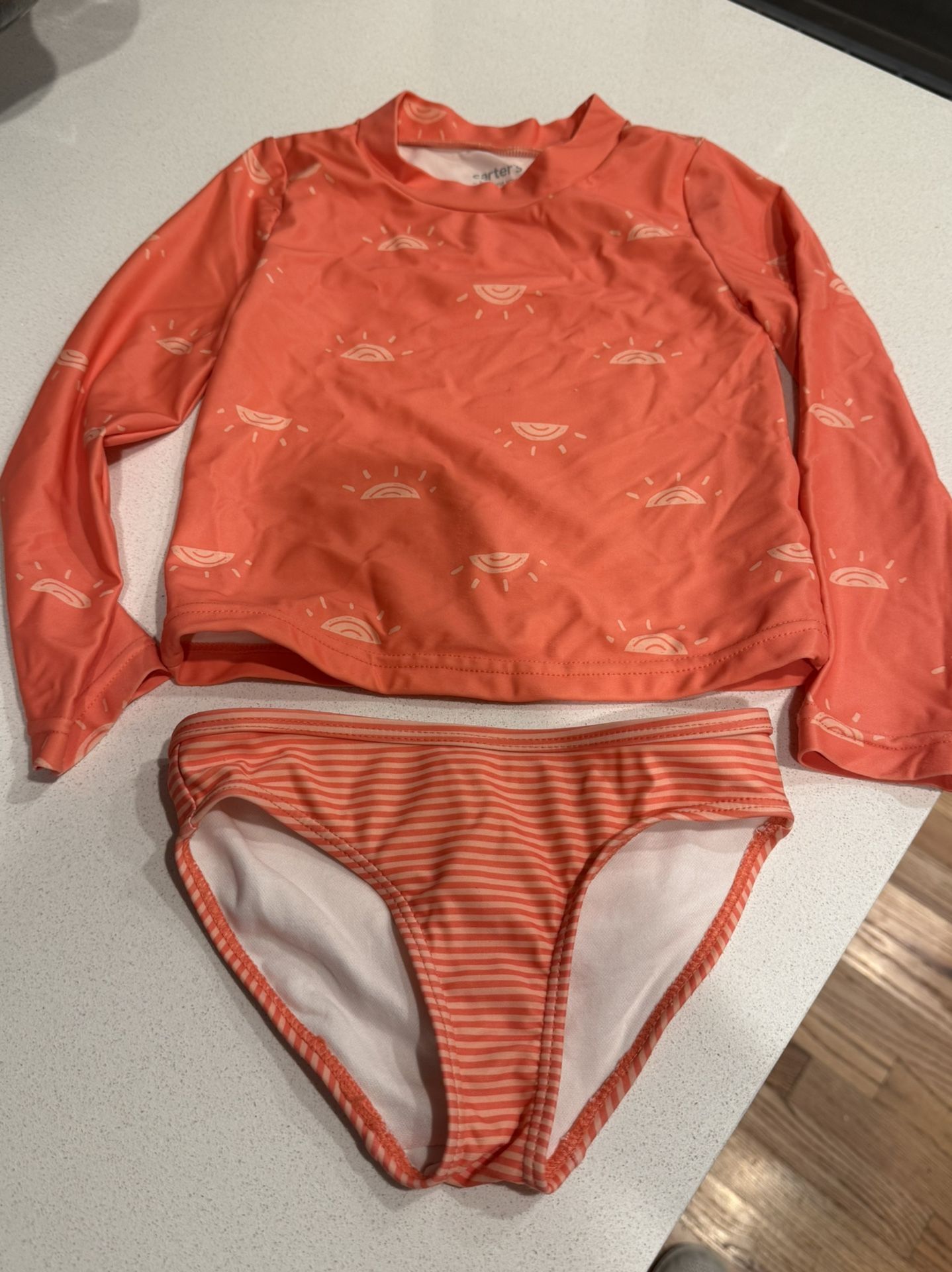 Girls 4T 2 Piece Bathing Suit - Long Sleeve