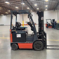 Forklift 