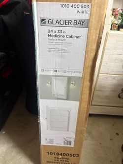 Medicine cabinet brand new