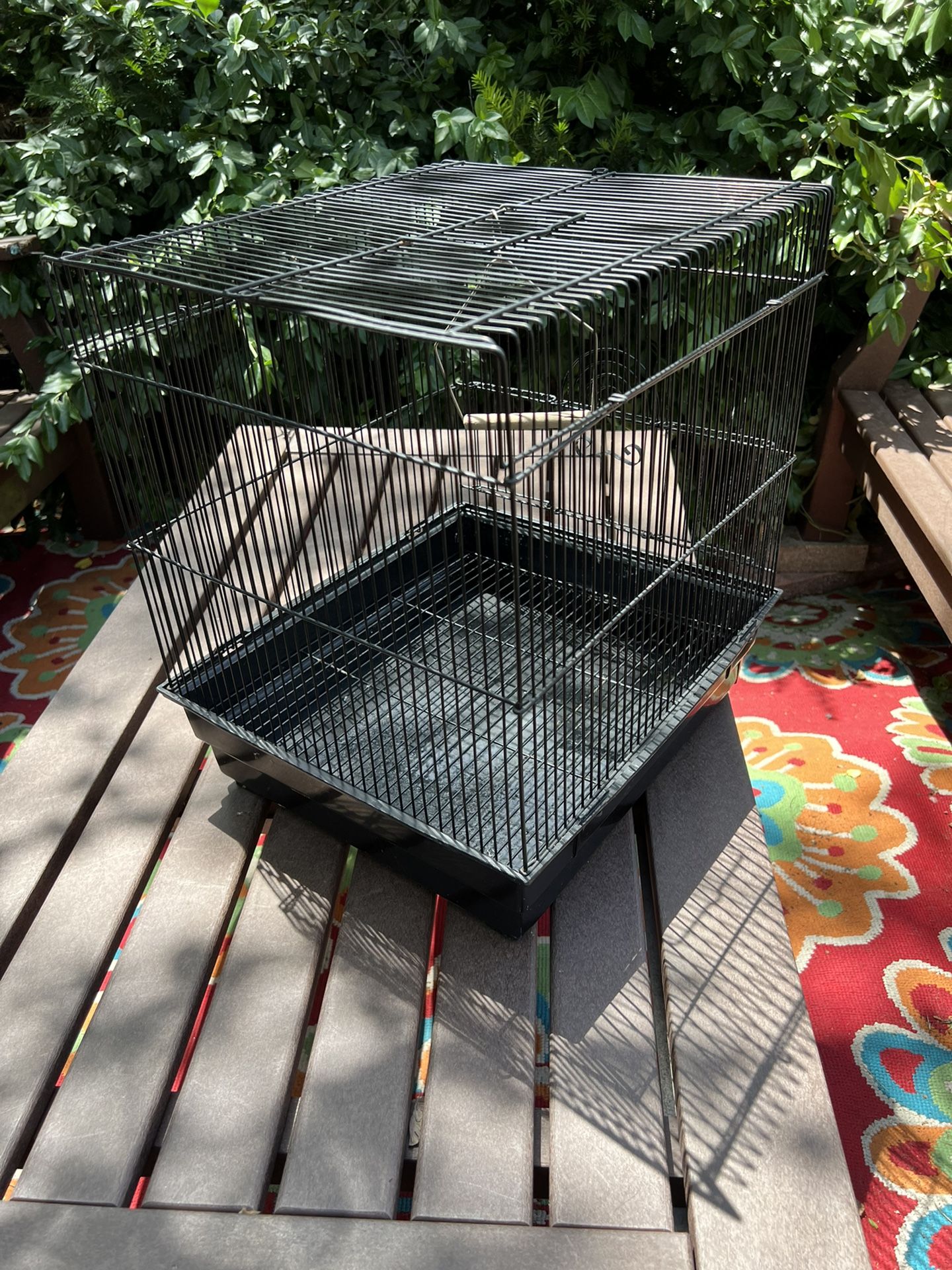 Black Solid Bird Cage Flat Roof