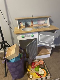 Toddler Kitchen With Accessories