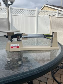 OHAUS Triple Bean Scale