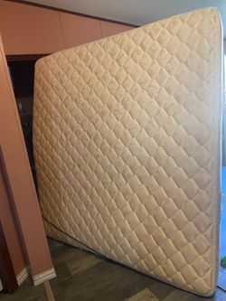 Condition Used matters / se vende Colchon