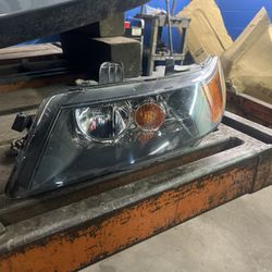 2006 Acura TSX Driver Side HID Headlight 