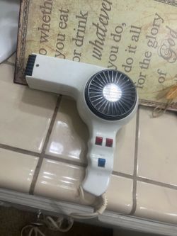 Blow dryer
