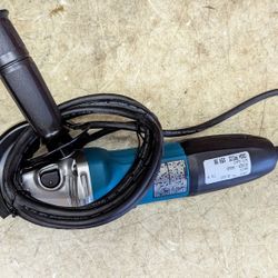 Makita Grinder Corded Ga4530