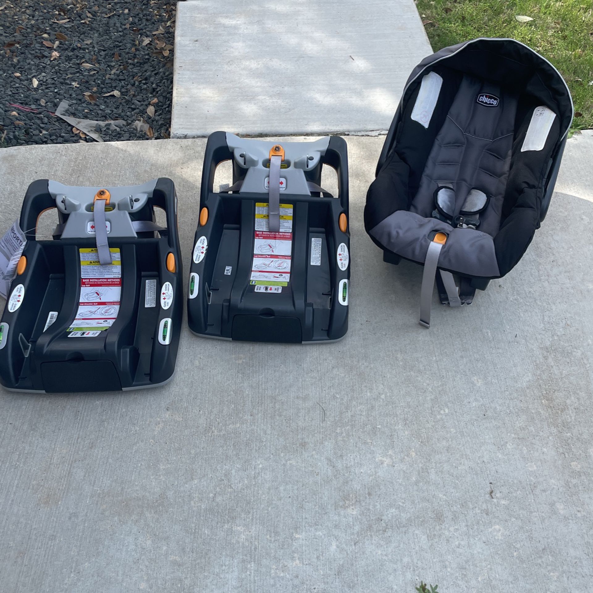Infant Carrier/Car seat And Two bases