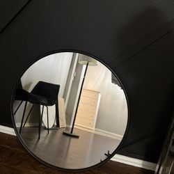 Black Round Mirror 