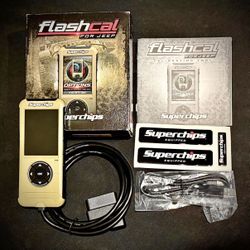 FLASHCAL SUPERCHIPS TUNER FOR JEEP JL & GLADIATOR JT—NEW IN BOX