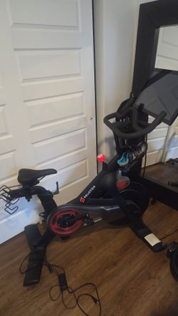 Peloton Bike Original – Good Condition – $550 OBO