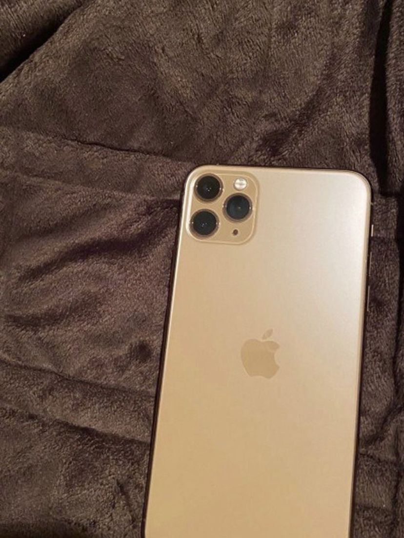 iPhone 12pro Max Clean and Neat