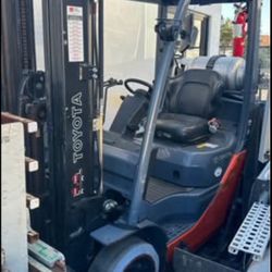 2020 Toyota Forklift – Model 8FGCU25