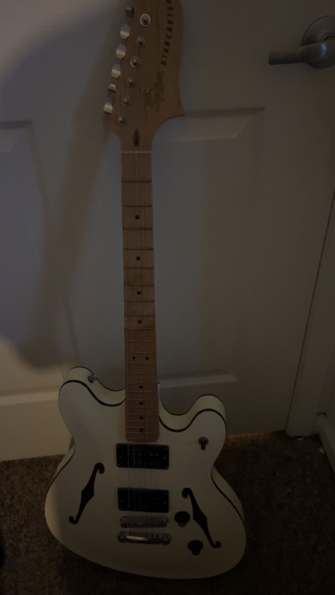 Squier Affinity Starcaster - Olympic White