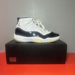 Size 10.5 - Jordan 11 Retro Mid Gratitude / Defining Moments