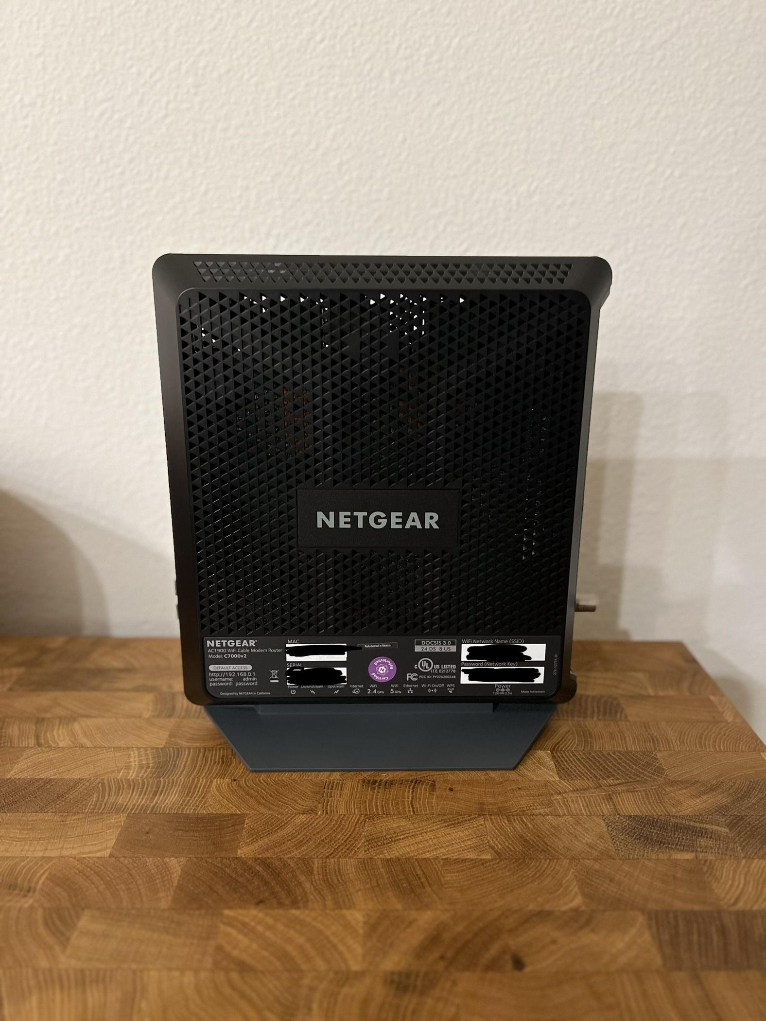 Netgear Nighthawk AC 1900 modem router combo