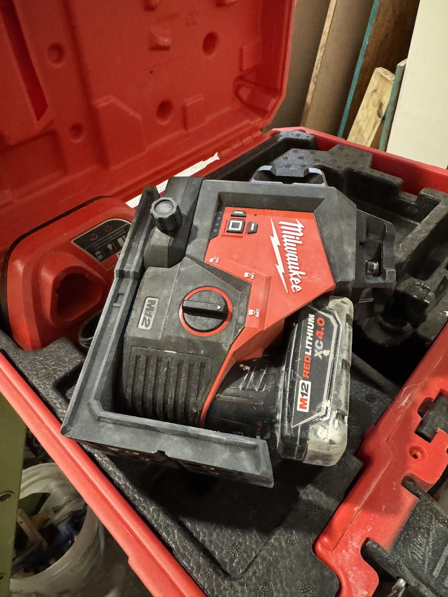 Laser level M12™ Green 360° 3-Plane Laser Kit