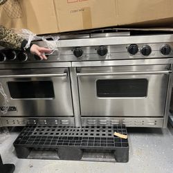 60" VIKING GAS RANGE STAINLESS STEEL 