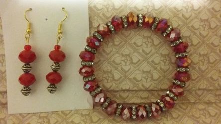 Bracelet and earings