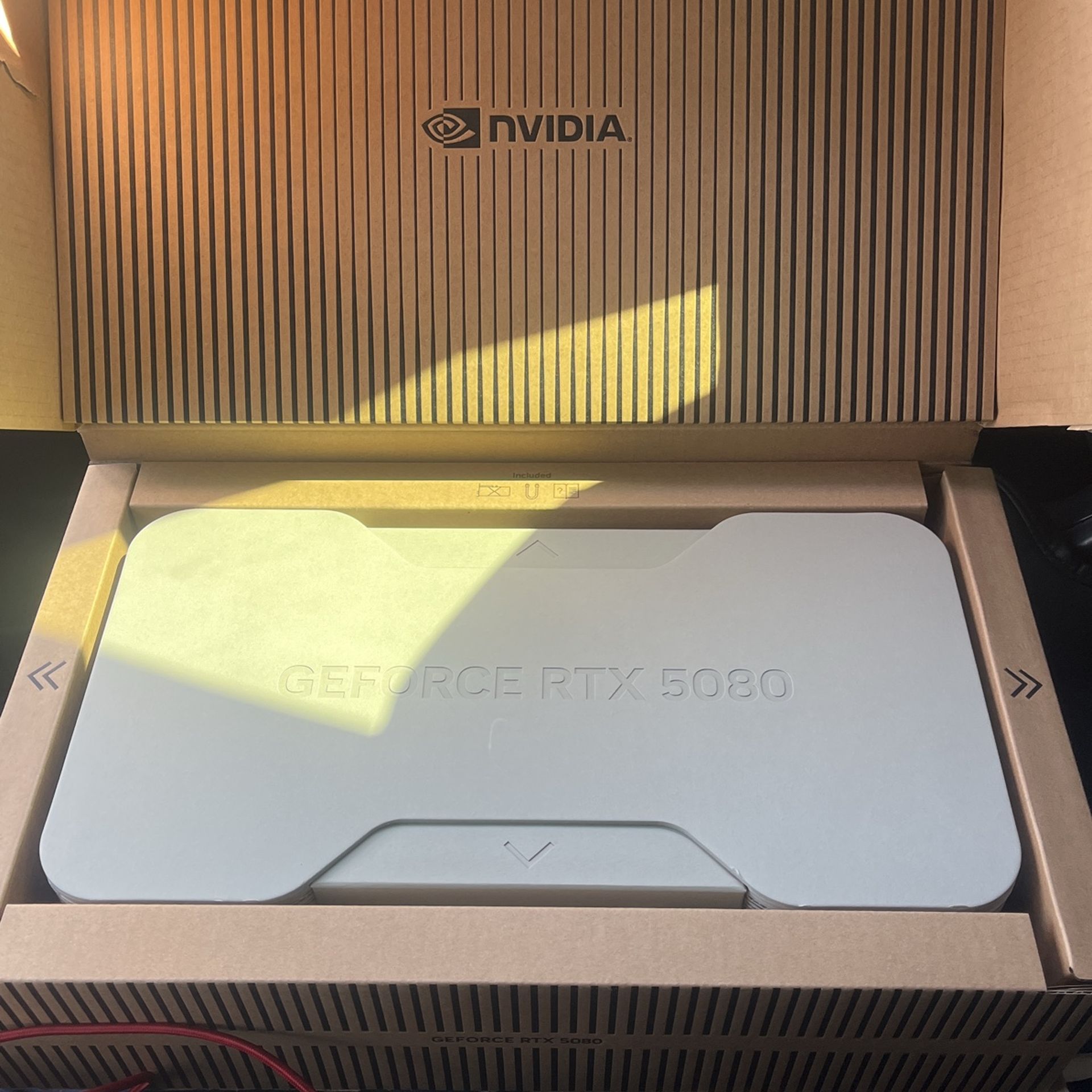 NVIDIA GeForce RTX 5080 Founders Edition