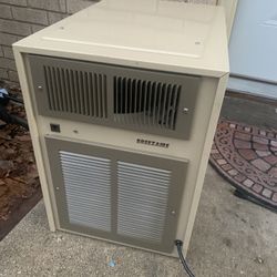 Breezaire Wine Cellar Cooling Unit WKE 4000