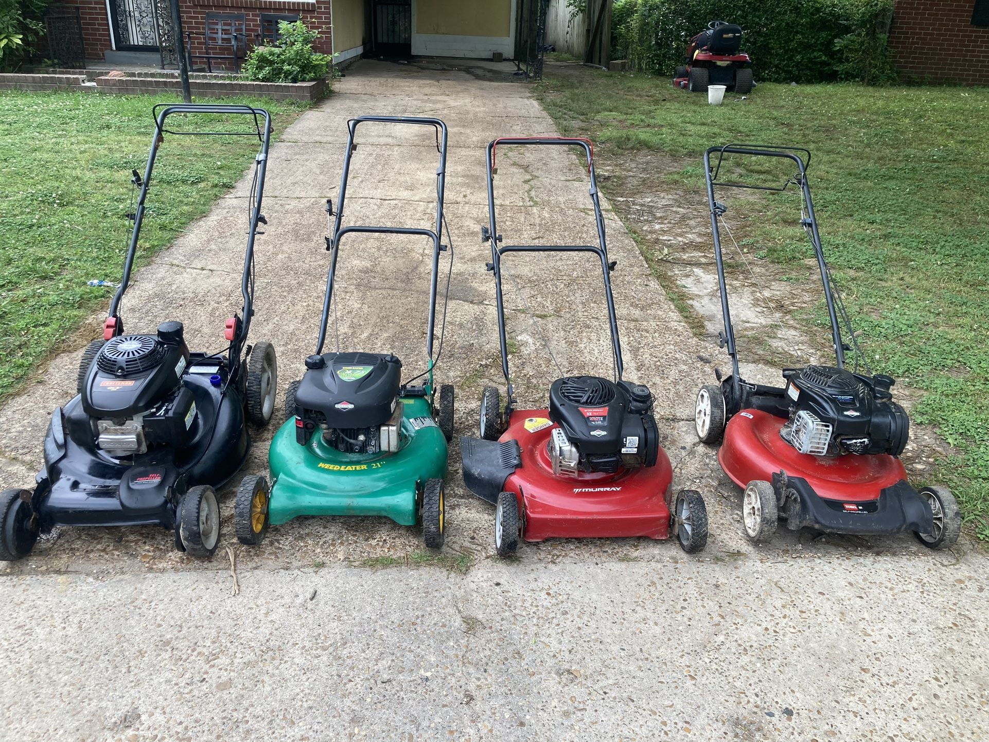 Working push mowers!