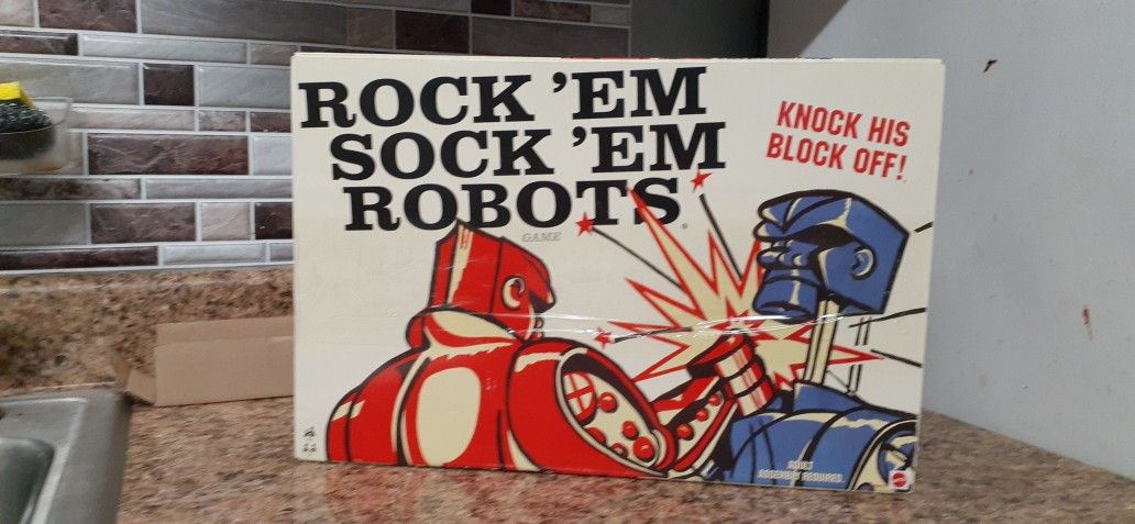 ROCK 'EM SOCK, EM ROBOTS CLICK ON PICTURE YOU WILL GET FULL PICTURE SIZE