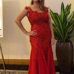 Beautiful Gala or Formal Event Dress