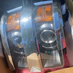 2019 2500 Chevy  OEM Headlamps set left/right 