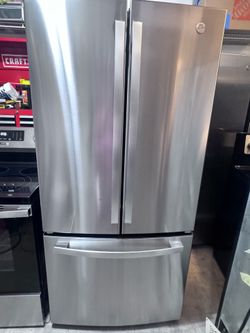 Refrigerador GE counter depth  33 wide
