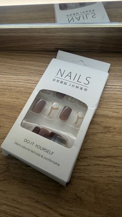 Press On Nails 24 Sizes Glossy 24pcs, Nail Glue Included
