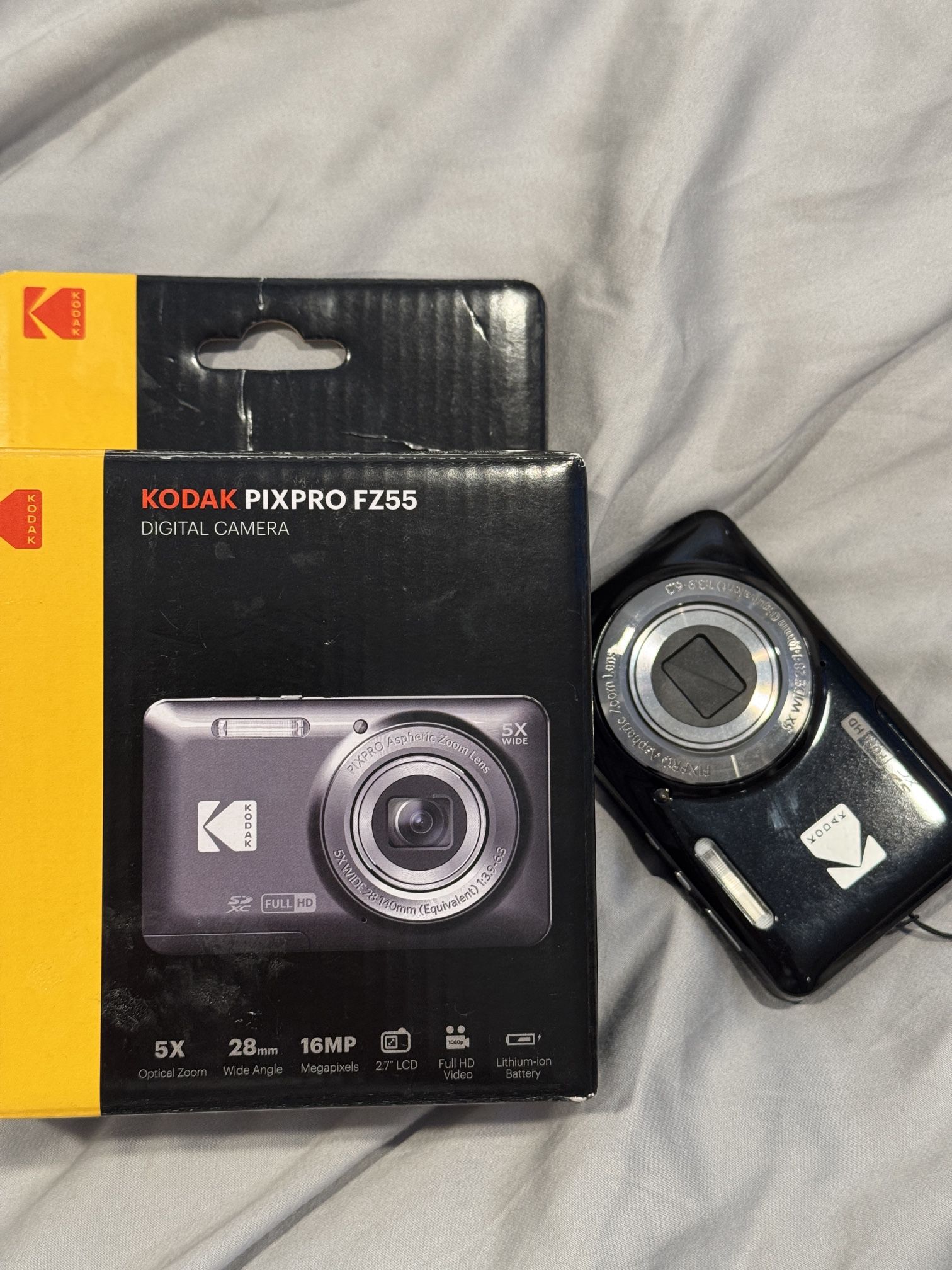 Kodak F55 Digital Camera - Rare Vintage Collectible 