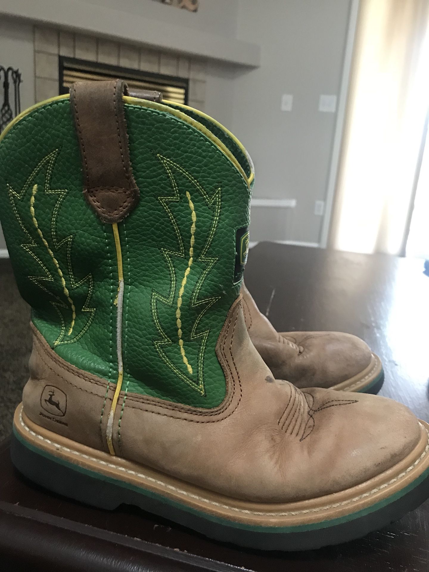 John Deere boots size 3M