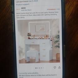 Vanity With Led And Mirror 