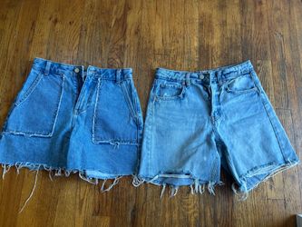 Zara and Wild Fable size 2 blue denim shorts bundle