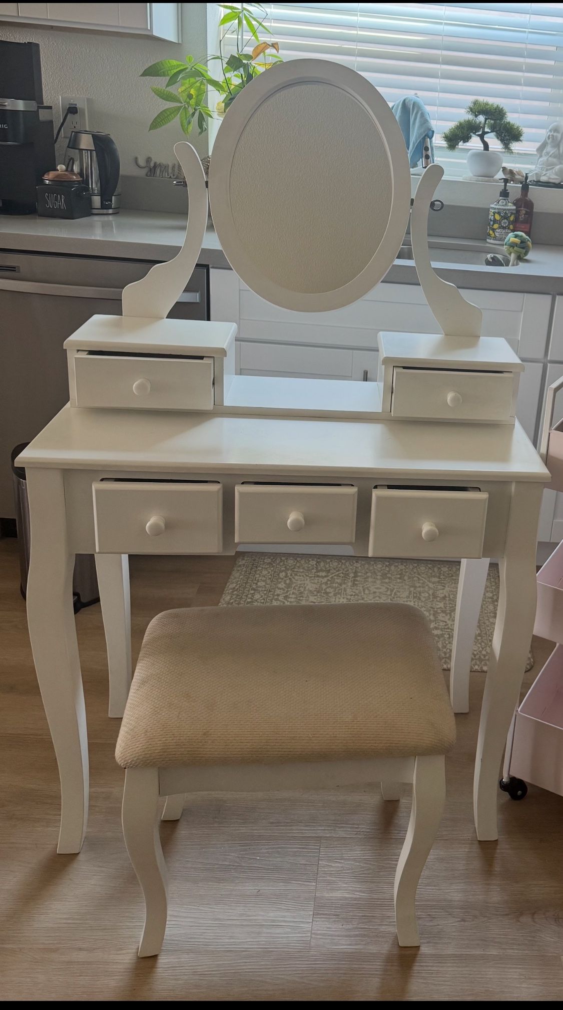 Vanity with Removal Mirror and Bench 