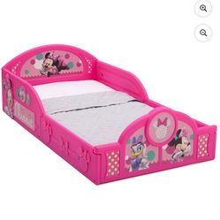Minnie Mouse Toddler Bed 
