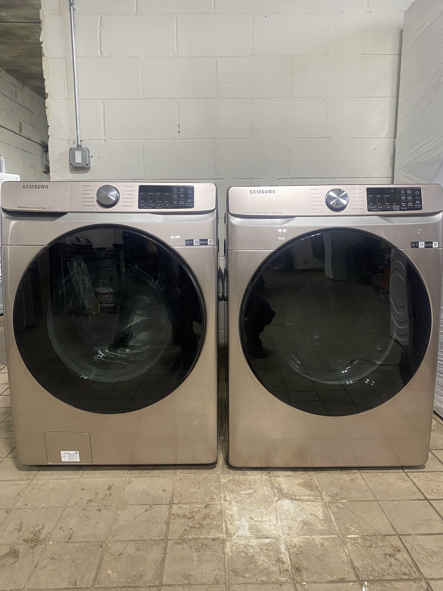 🔥 Samsung CHAMPAGNE High-Efficiency Washer & Dryer Set 🔥