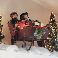 Antique Christmas Slay With Children