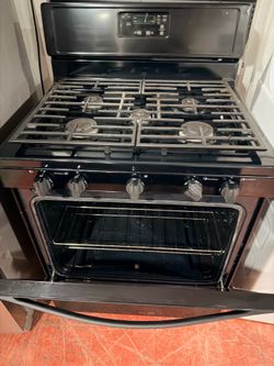 Gas stove