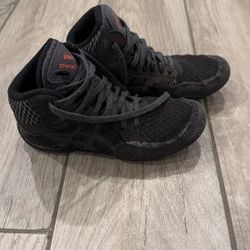 ASICS Wrestling Shoes 