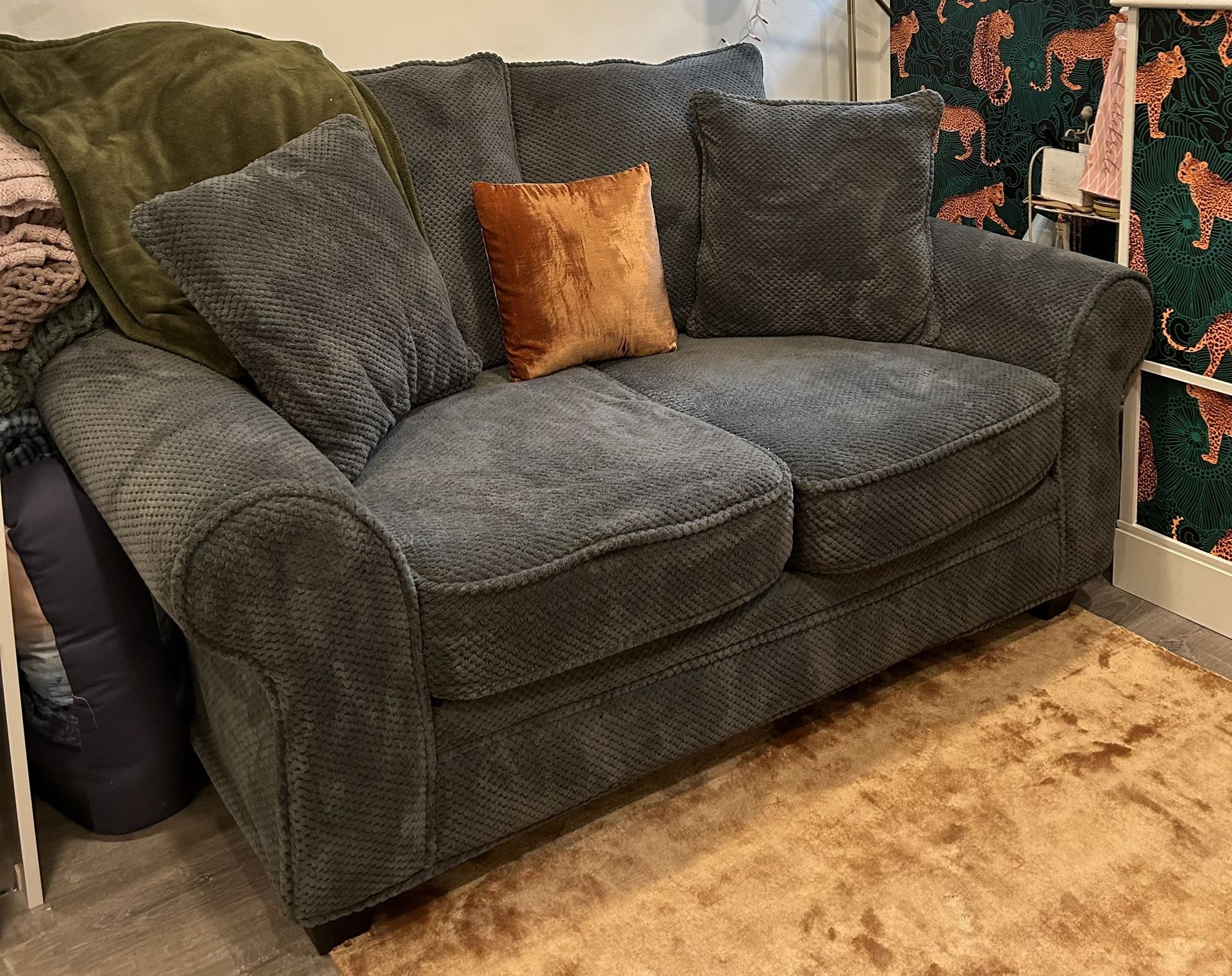 Bob’s Trevor Loveseat, Gray 72”