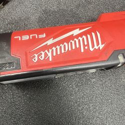 Milwaukee ranching Torque Wrench