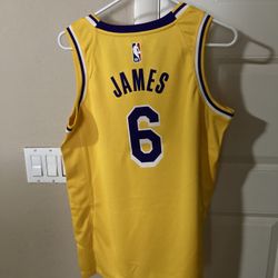 Lebron James Lakers - NBA Authentic Nike Jersey 