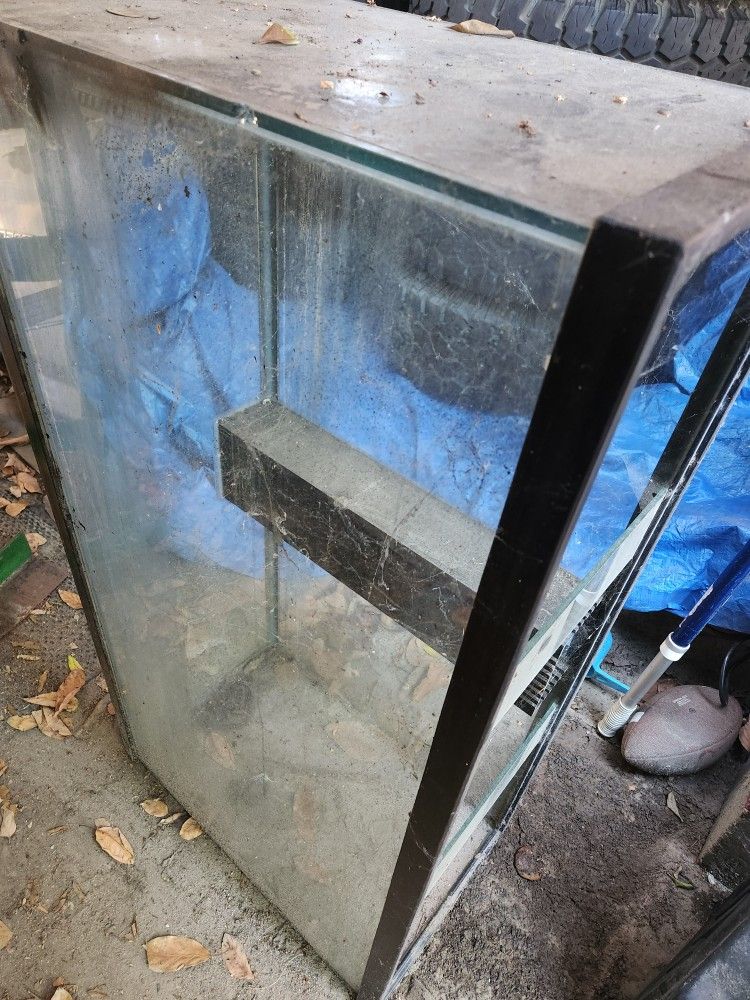 Fish Tank 40-60 Gallon