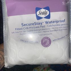 New- Waterproof Fitted Crib mattress Pad 