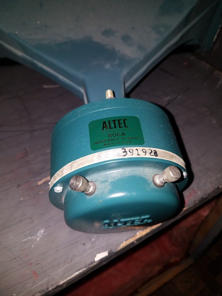ALTEC 9844 Vintage Speakers Horns With Superior Sound